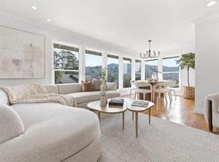 1179 Park Pacifica Ave, Pacifica, CA 94044