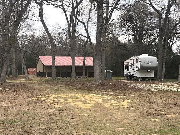 3rd image of 430 Private Road 440