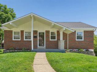 9668 Amona Ct, Saint Louis, MO 63123