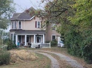 8070 Pratt Rd, Atchison, KS 66002