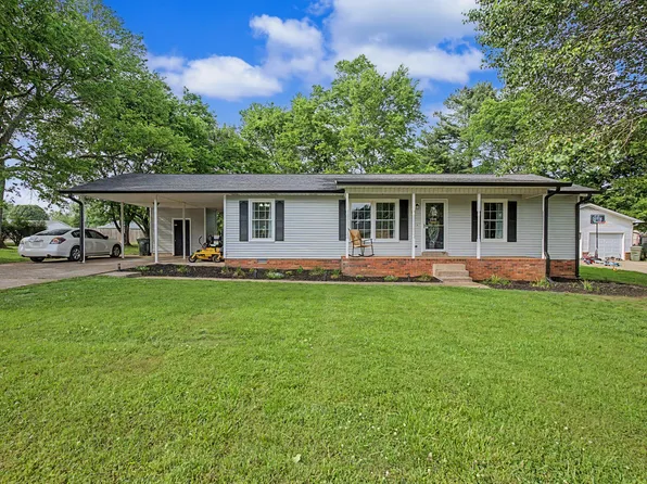 804 3rd St, Lawrenceburg, TN 38464