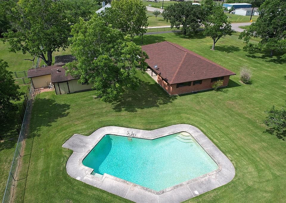 4102 Chocolate Bayou Rd, Manvel, TX 77578 Zillow