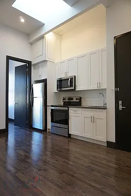 Rented by Rennit Inc. | media 23