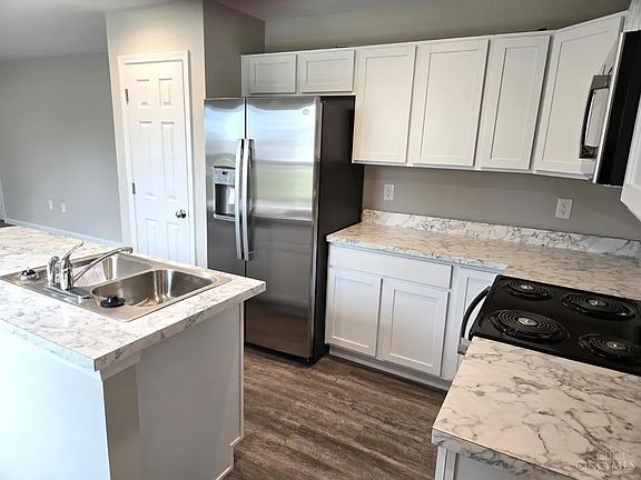 5th image of 501 Easter Rd
