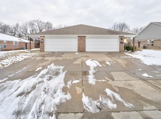 231 N Broadway Dr, Farmington, AR 72730