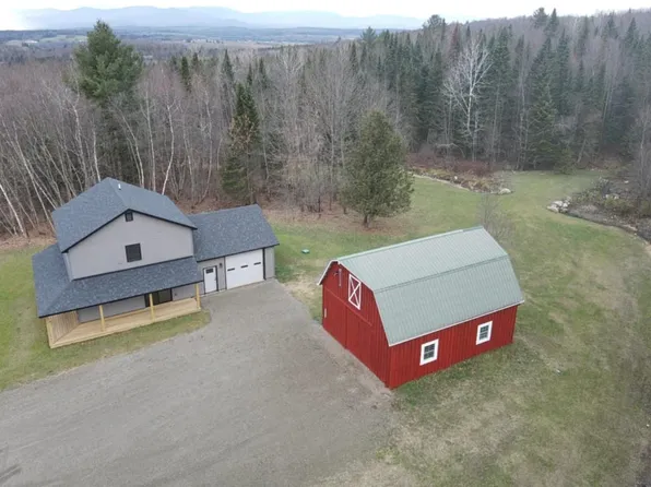 297 Browns Hill Road, Newport Town, VT 05857