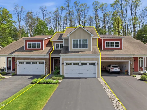 11B Macoun Drive, Clifton Park, NY 12065