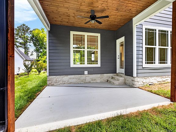 5th image of 4921 Grove Park Dr NW