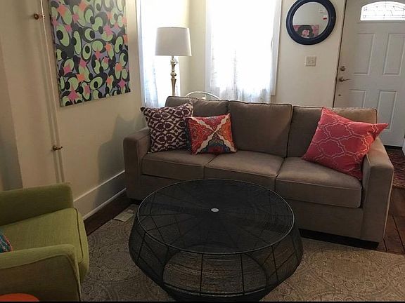 2nd image of 212 Green St #1