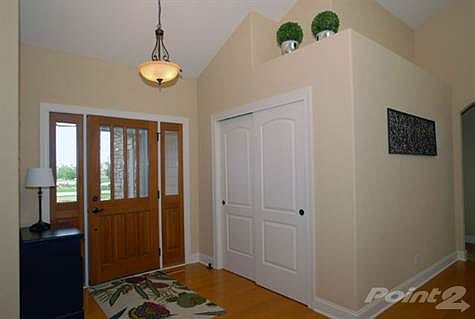 Foyer Entry