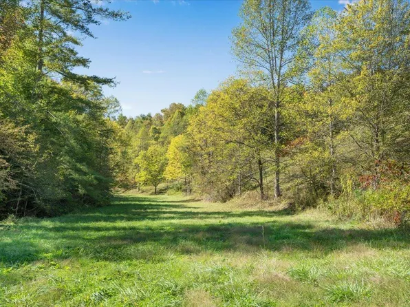 9999 Highway 15, Campton, KY 41301