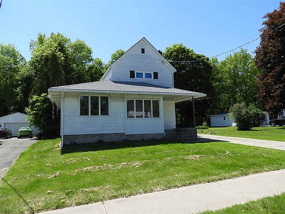 3rd image of 68 Grove St