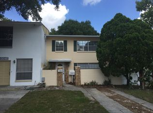 10048 N 52nd St, Temple Terrace, FL 33617