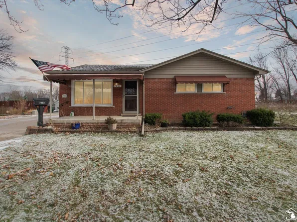 7653 Shenandoah Ave, Allen Park, MI 48101