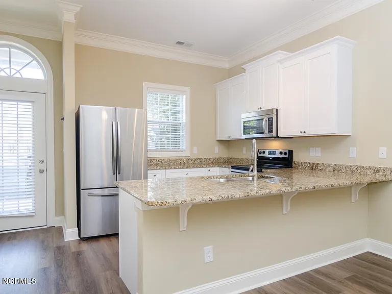 4954 Exton Park Loop — Photo 4
