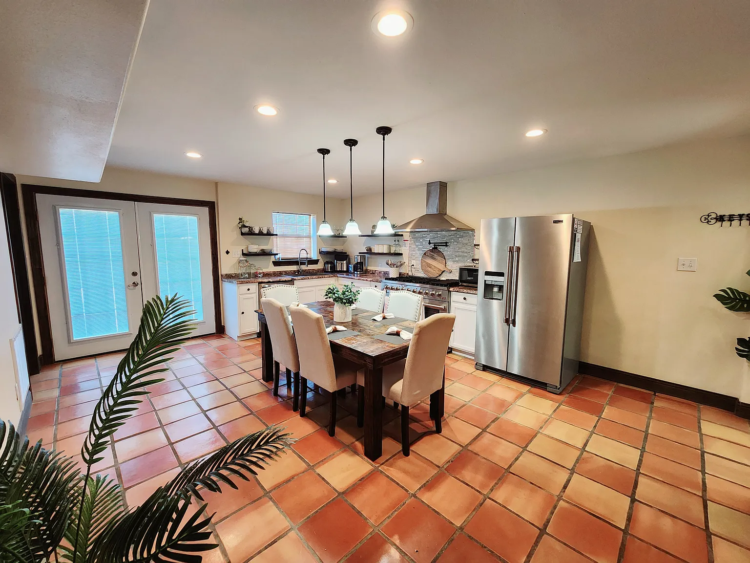 3 bed, 1680 sqft, $1,850 — Photo 4
