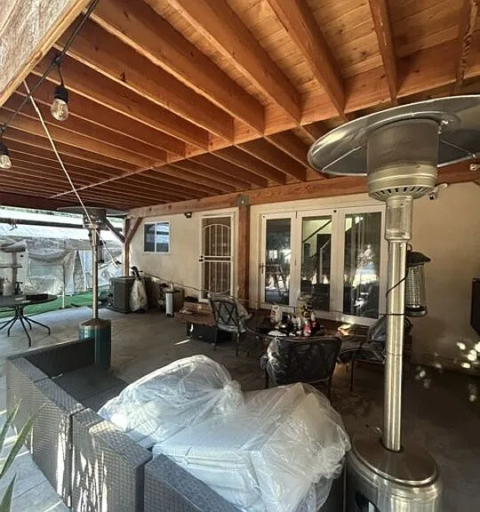 11835 Grevillea Ave — Photo 5