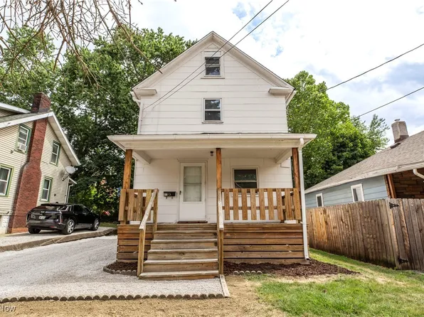 917 Clay St, Akron, OH 44311