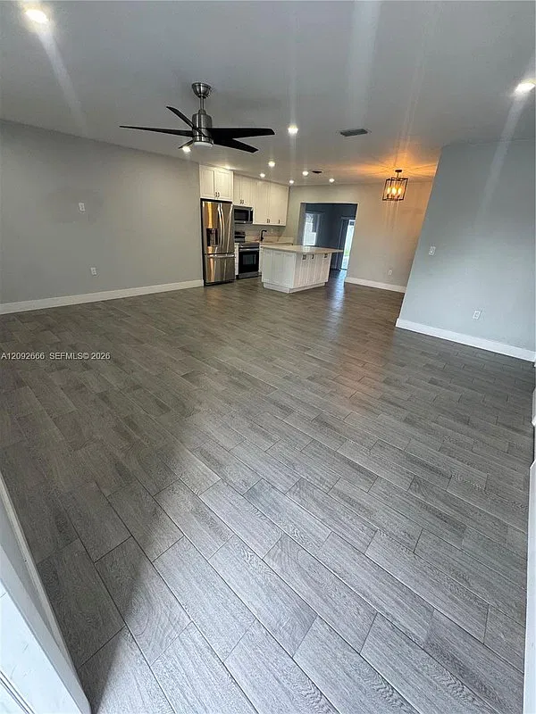 9321 SW 26th St #1 — Photo 1