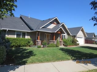 1478 SW David Dr, Grants Pass, OR 97527