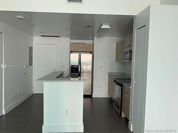 5th image of 350 NE 24th St #T405