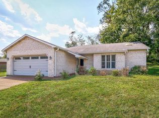 7555 Upper Meadow Rd, Newburgh, IN 47630