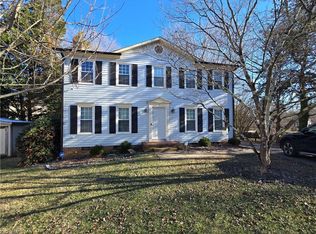 5 Stoney Glen Pl, Greensboro, NC 27409