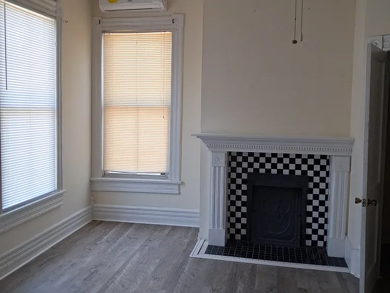 1-1625 Coleman Ave — Photo 15
