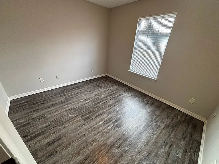 461 Pleasant Tree Pl — Photo 11