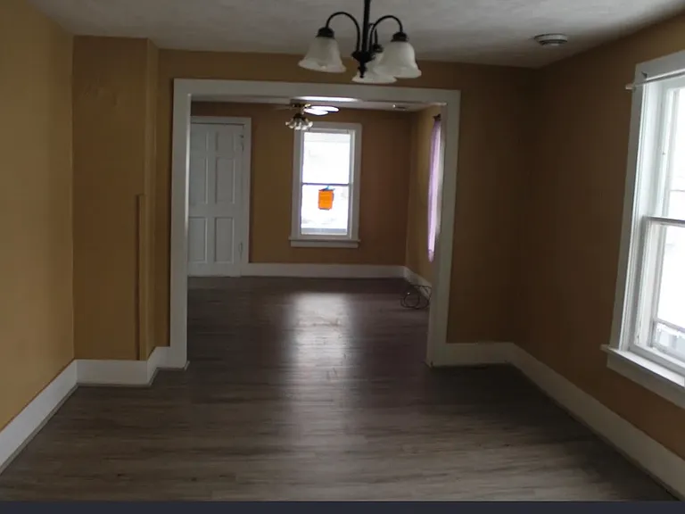 77 Irwin Ave #2 — Photo 9