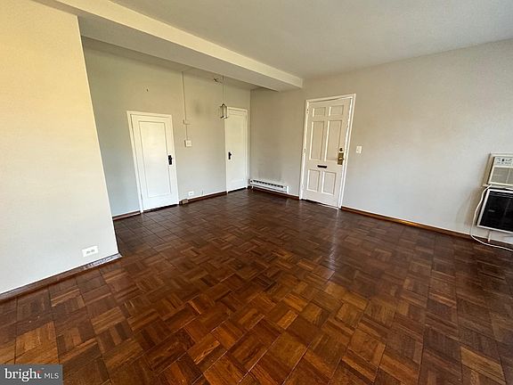4th image of 3211 Ravensworth Pl