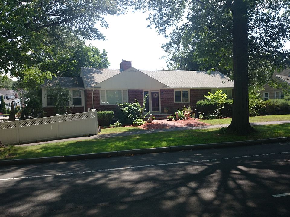 2nd image of 360 Vfw Pkwy