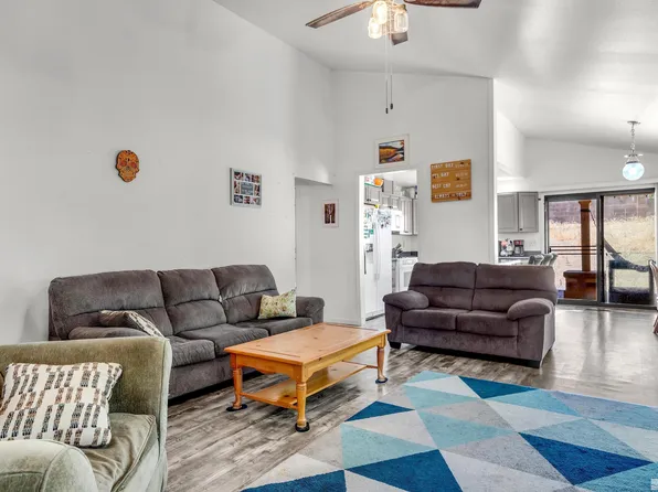 1805 Amarak Way, Reno, NV 89523