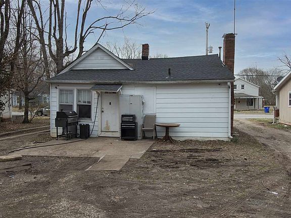 4th image of 1328 Stubbins St