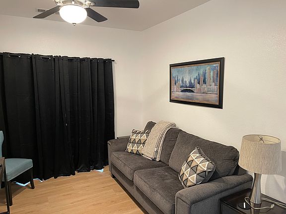 4th image of 2558 Redwood Ct