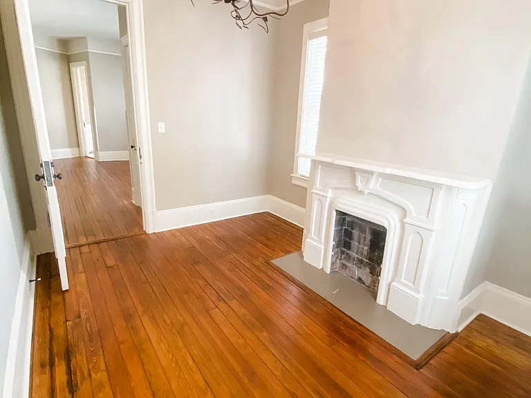 2501 Barnard St #A — Photo 4