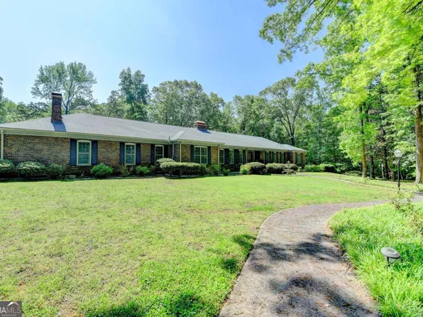 168 Woodland Valley Rd, Lawrenceville, GA 30046