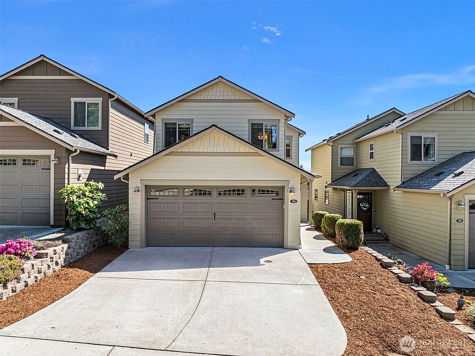1st image of 396 NE Inspiration Street