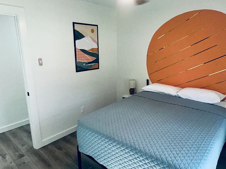 Bedroom 1 - Full Bed