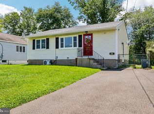 540 Olive St, Warminster, PA 18974