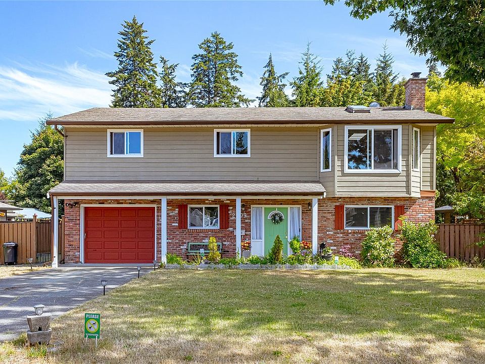 1st image of 2909 Cressida Cres
