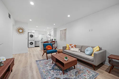 945 N Beaudry Ave #7B Photo 1