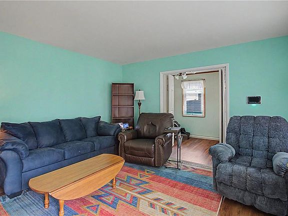 3rd image of 3317 Granby St