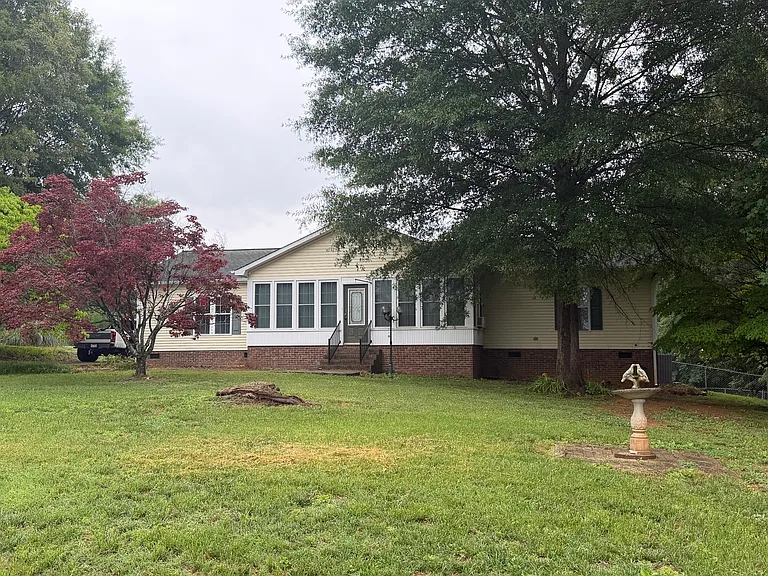 212 Bell Rd — Photo 1