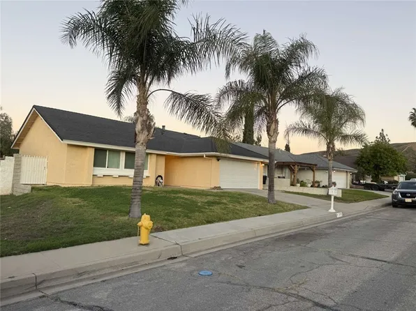 3270 Edgemont Ct, San Bernardino, CA 92405