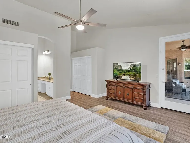 5434 E Campo Bello Dr — Photo 14