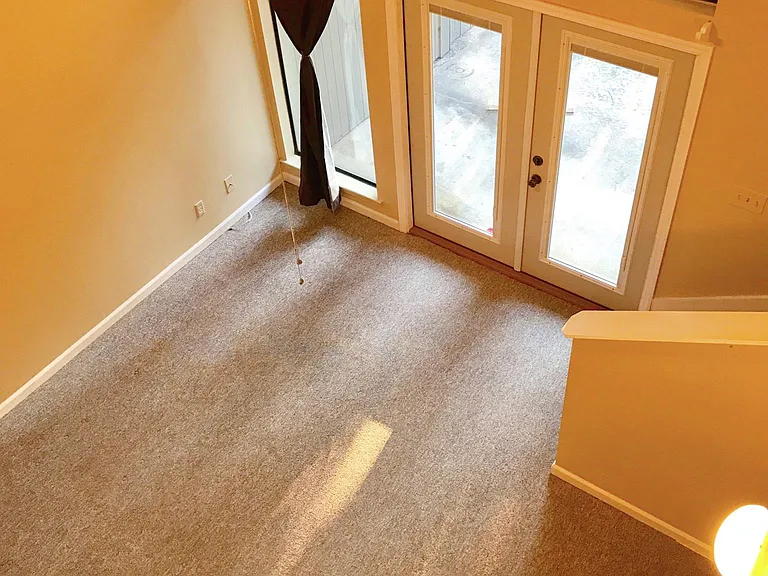 1041 Stonegate Dr #B — Photo 12