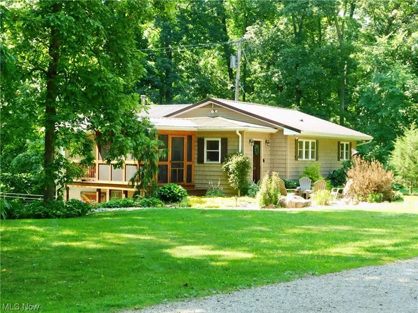 744 Seminary Rd, Norwalk, OH 44857