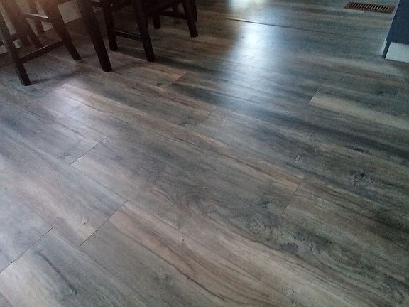 New wood laminate flooring 