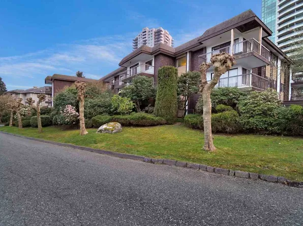 4345 Grange St #105, Burnaby, BC V5H 1P4